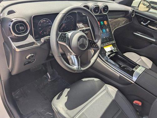 2026 Mercedes-Benz GLC 300 Base