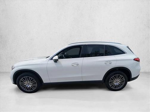 2026 Mercedes-Benz GLC 300 Base