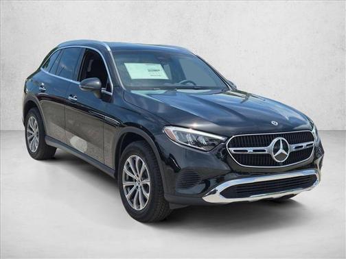 Graphite Grey Metallic 2026 Mercedes-Benz GLC 300 4MATIC