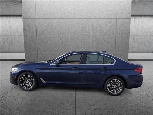 Photo 2 of 15 of 2020 BMW 530 i