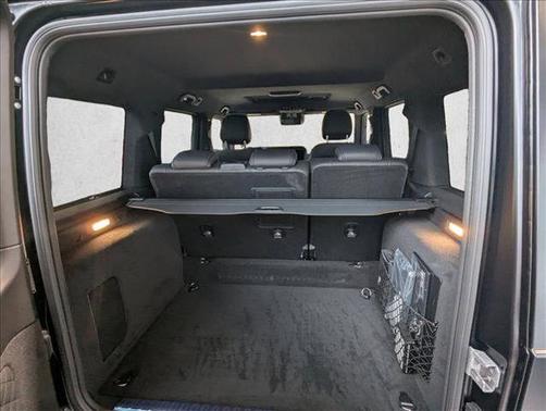 MANUFAKTUR Night Black magno 2026 Mercedes-Benz G-Class G 550