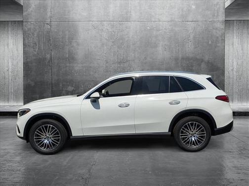 2025 Mercedes-Benz GLC 300 Base