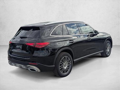 2026 Mercedes-Benz GLC 300 Base
