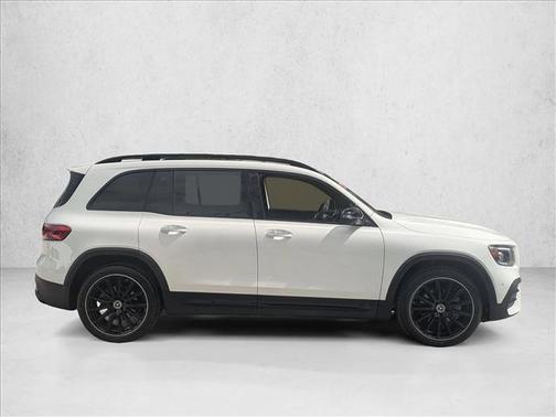 Polar White 2023 Mercedes-Benz GLB 250 4MATIC