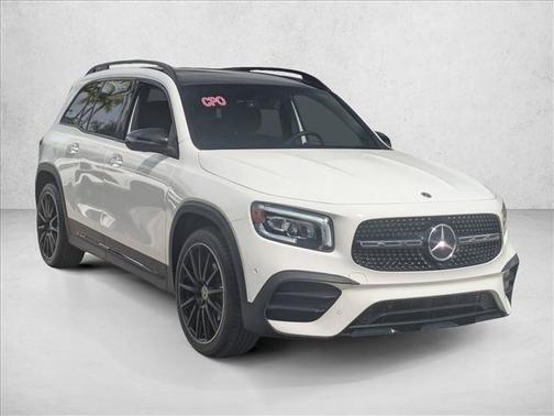 Polar White 2023 Mercedes-Benz GLB 250 4MATIC