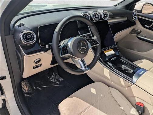 2026 Mercedes-Benz GLC 300 4MATIC