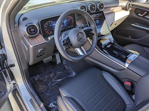 2025 Mercedes-Benz GLC 350e Base