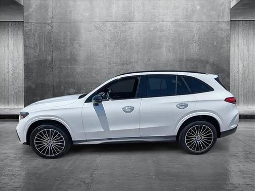 2025 Mercedes-Benz GLC 300 Base