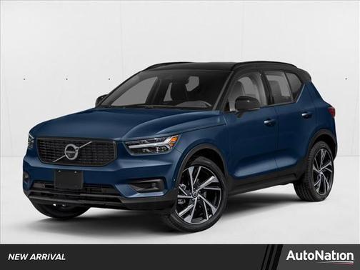 Denim Blue Metallic 2022 Volvo XC40 T5 R-Design