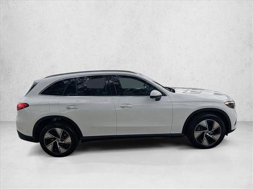 2024 Mercedes-Benz GLC 300 4MATIC