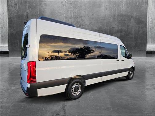 2025 Mercedes-Benz Sprinter 2500 High Roof
