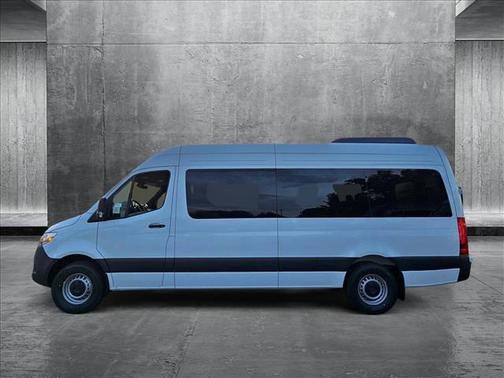 2025 Mercedes-Benz Sprinter 2500 High Roof