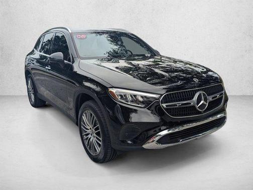 Black 2026 Mercedes-Benz GLC 300 Base