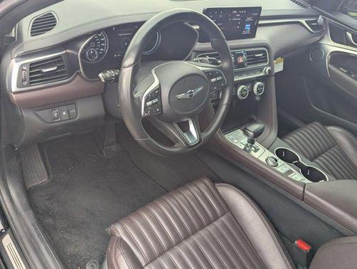 2022 Genesis G70 2.0T RWD