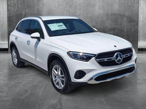 2025 Mercedes-Benz GLC 300 Base