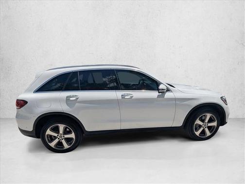 Polar White 2022 Mercedes-Benz GLC 300 Base