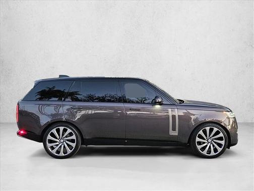 2023 Land Rover Range Rover Autobiography