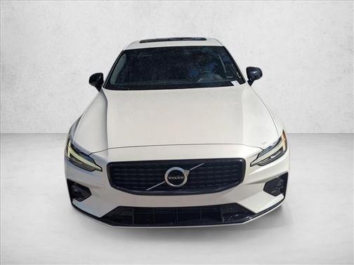 2019 Volvo S60 T5 R-Design