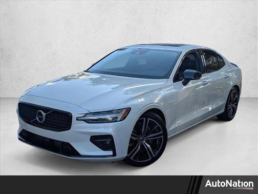 2019 Volvo S60 T5 R-Design