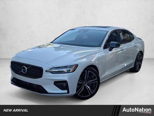 2019 Volvo S60 T5 R-Design