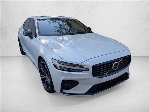 2019 Volvo S60 T5 R-Design