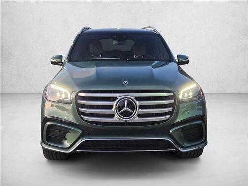MANUFAKTUR Ireland Mid Green Metallic 2026 Mercedes-Benz GLS 450 4MATIC