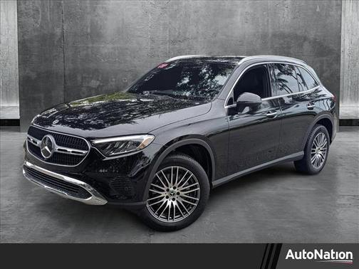 2025 Mercedes-Benz GLC 300 Base