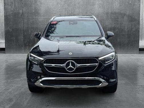 2025 Mercedes-Benz GLC 300 Base