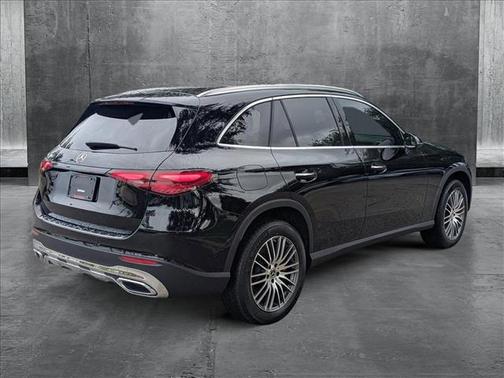 2025 Mercedes-Benz GLC 300 Base