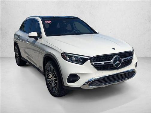 Polar White 2026 Mercedes-Benz GLC 300 4MATIC
