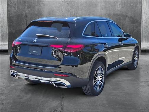 2025 Mercedes-Benz GLC 300 Base