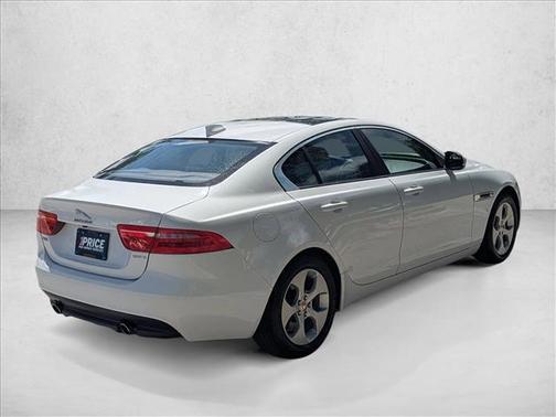 Polaris White 2017 Jaguar XE 25t