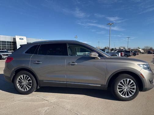2017 Lincoln MKX Select
