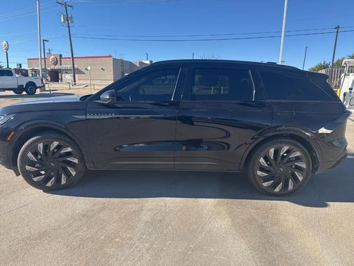 2024 Lincoln Nautilus Reserve