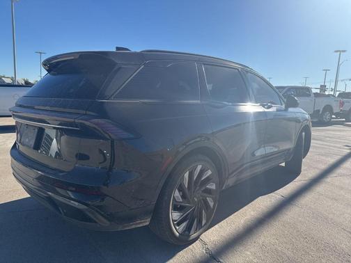 2024 Lincoln Nautilus Reserve