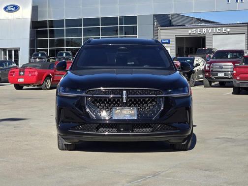 2024 Lincoln Nautilus Reserve