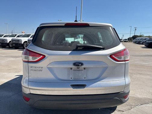 2016 Ford Escape S