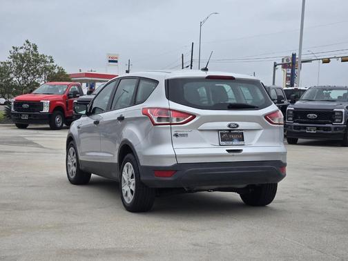 2016 Ford Escape S