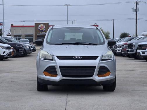 2016 Ford Escape S