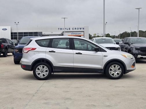 2016 Ford Escape S
