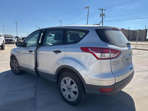 2016 Ford Escape S