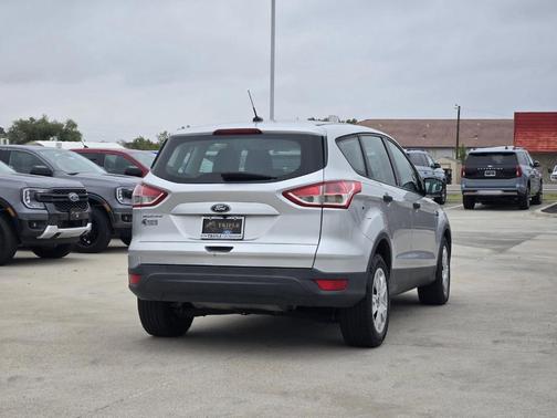 2016 Ford Escape S