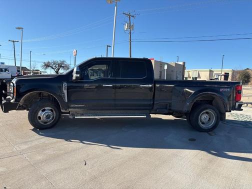 2023 Ford F-350 Lariat Super Duty