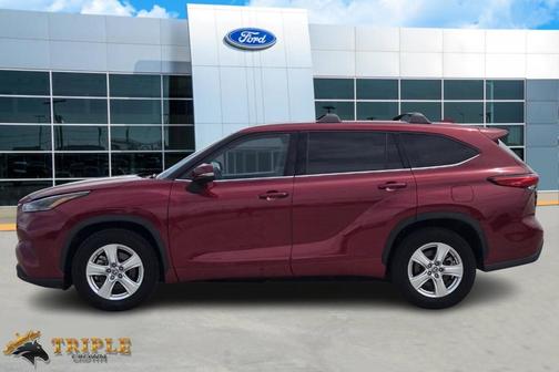 2021 Toyota Highlander LE