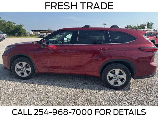 2021 Toyota Highlander LE