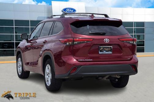 2021 Toyota Highlander LE