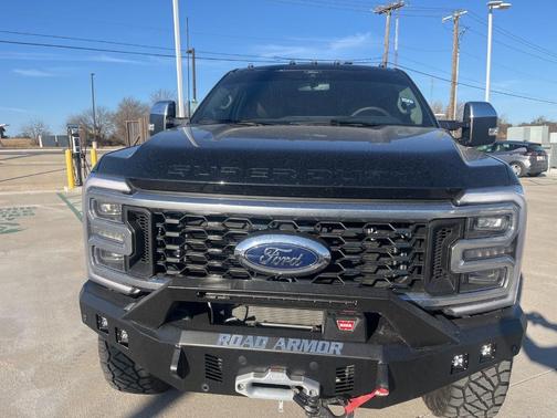 2026 Ford F-350 Platinum