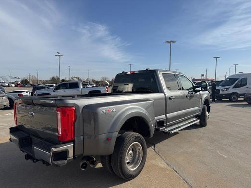 2023 Ford F-350 XLT