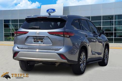 2020 Toyota Highlander Platinum