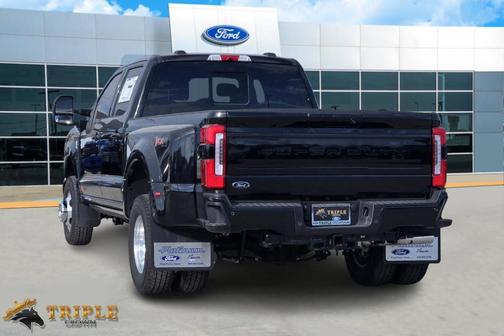2025 Ford F-350 Platinum